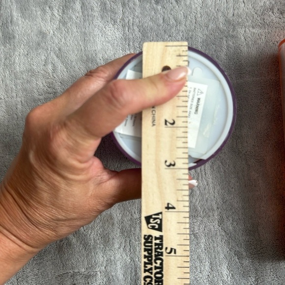 Halloween LED flickering illuminating pillar candles
Set of two - Picture 7 of 11